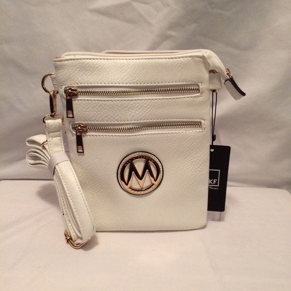 MKF Mia K Farrow Handbags - NWT White Double-Zip Crossbody Mia K Farrow Purse